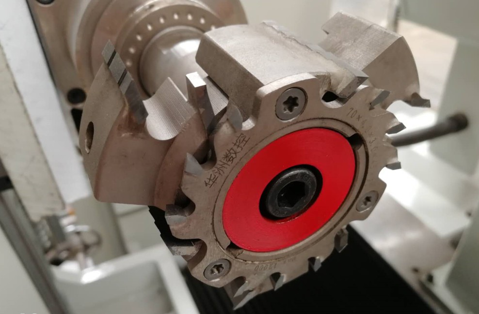 數控開榫機加工140×140木方